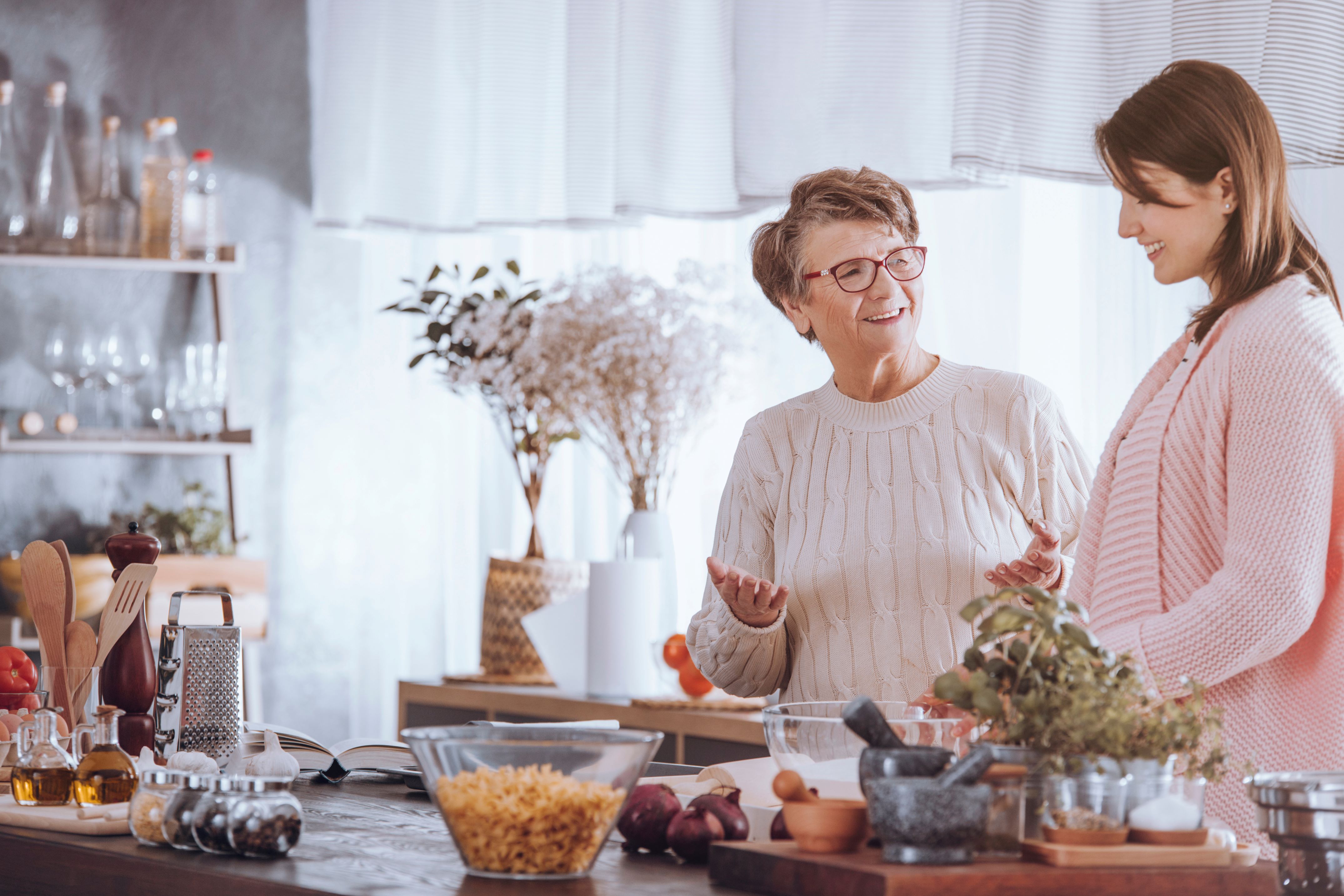 create a memorable thanksgiving for seniors