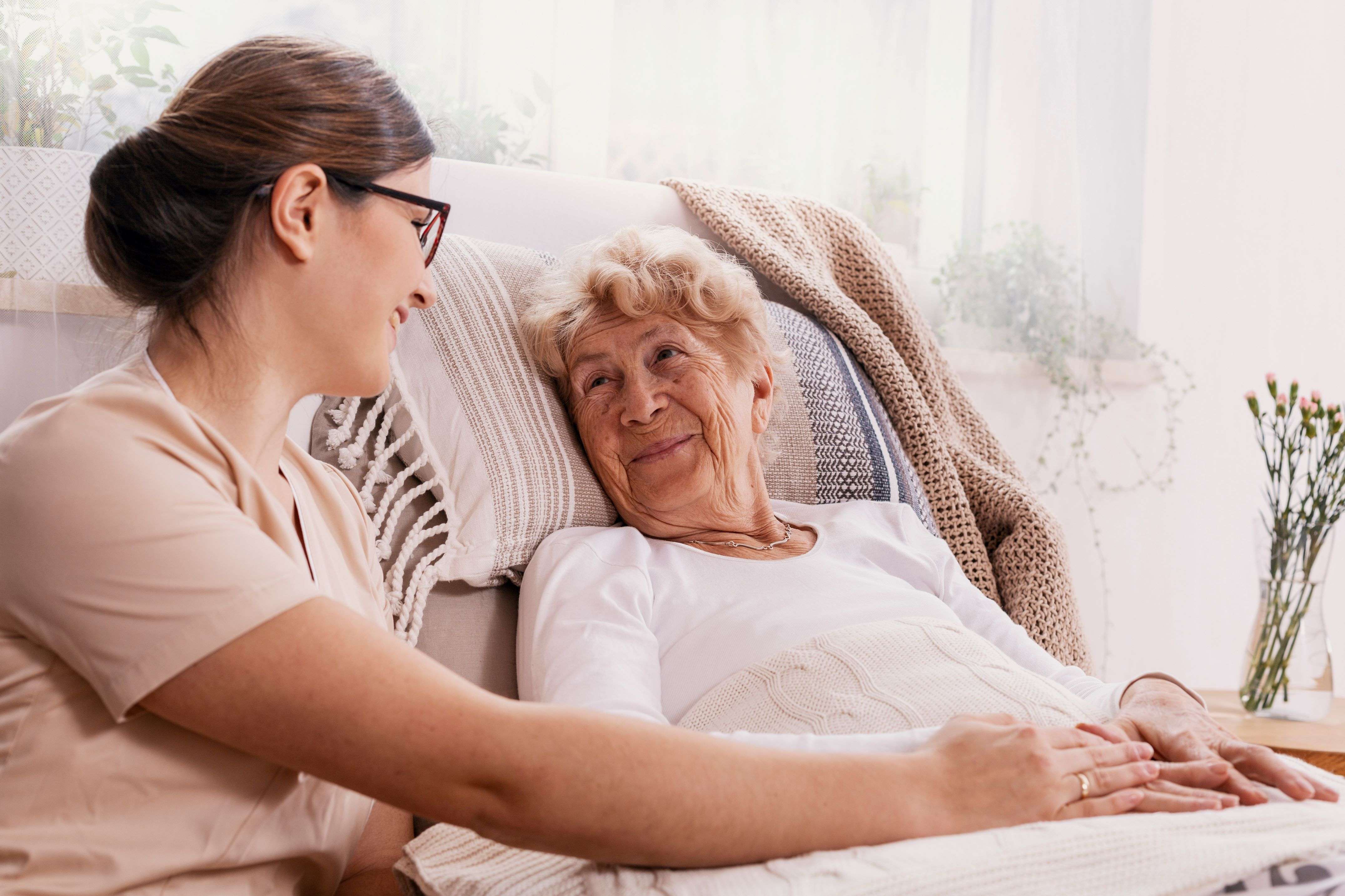 signs your elderly parents in miami may need home care